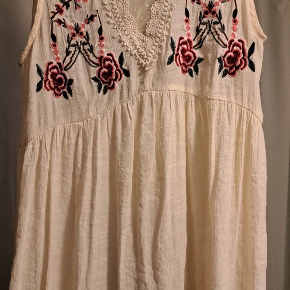 Shirt - Picture 1 of 5